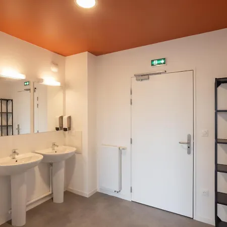 Vandrarhem Cis Le Spot Nantes