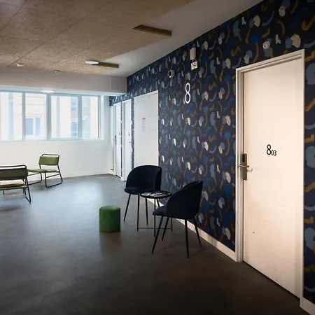 Le Spot Cis Hostel *