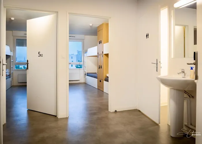 Cis Le Spot Auberge de jeunesse *