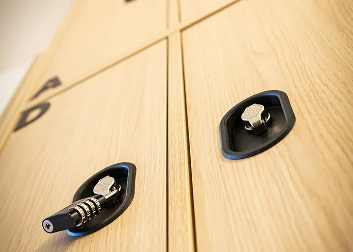 Le Spot Cis Nantes * Ναντ