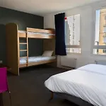 Le Spot Cis Hostel