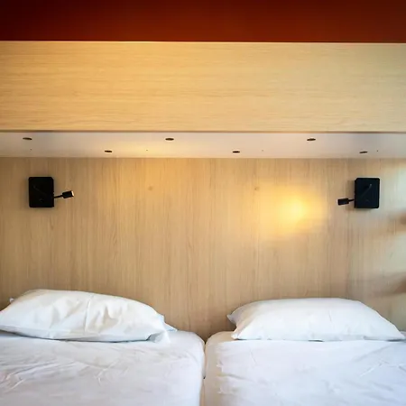 Hostal Cis Le Spot Nantes